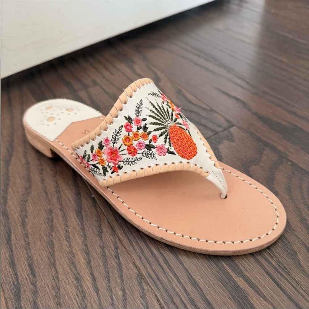 New! JACK ROGERS LIMITED EDITION
PINEAPPLE FLORAL THONG SANDALS - Picture 8 of 16